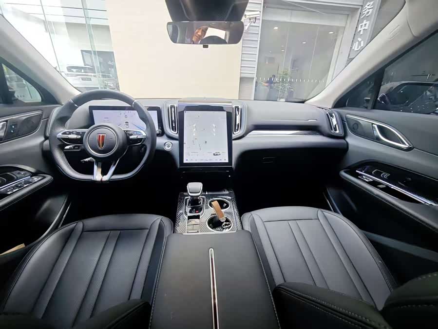 HongQi HS3 PHEV 2025 #8 HongQi HS3 PHEV 2025 car image #8