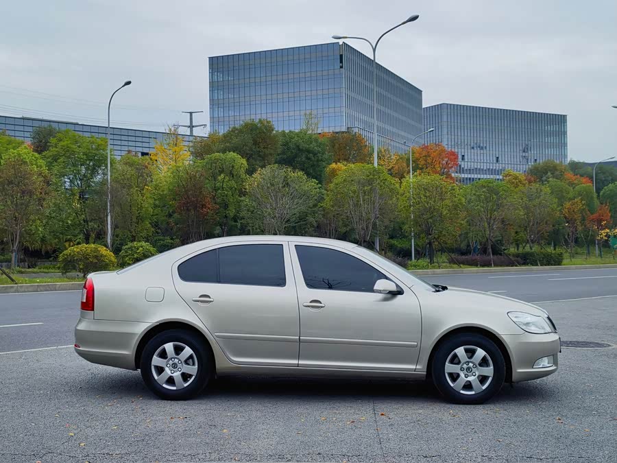 斯柯达 明锐 2012 汽车图片 #8