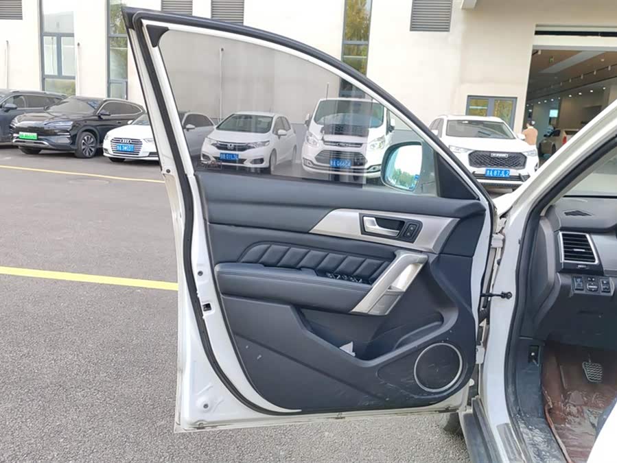 Haval H2 2014 car image #8