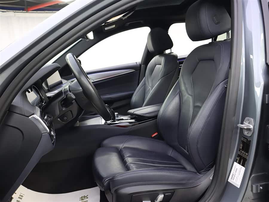 BMW 5 Series (Imported) 2018 #8 BMW 5 Series (Imported) 2018 car image #8