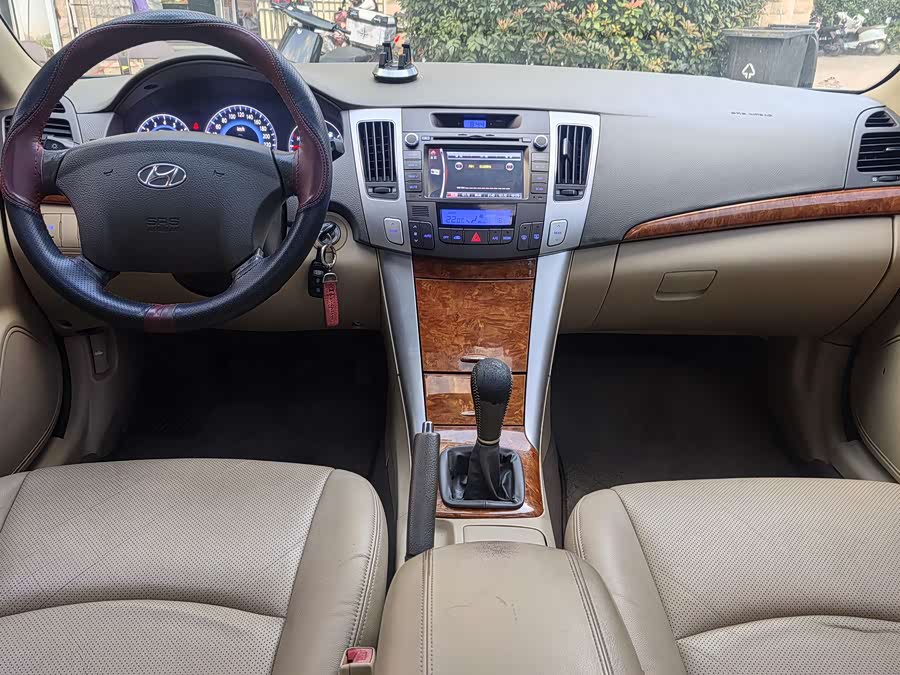 Hyundai Sonata NFC 2012 car image #8