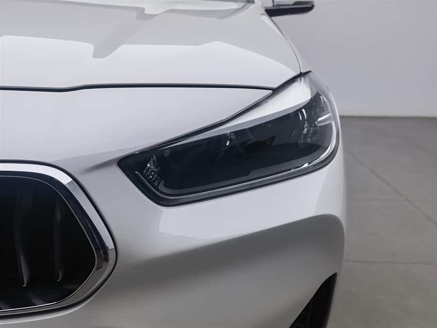 BMW X2 2021 car image #8