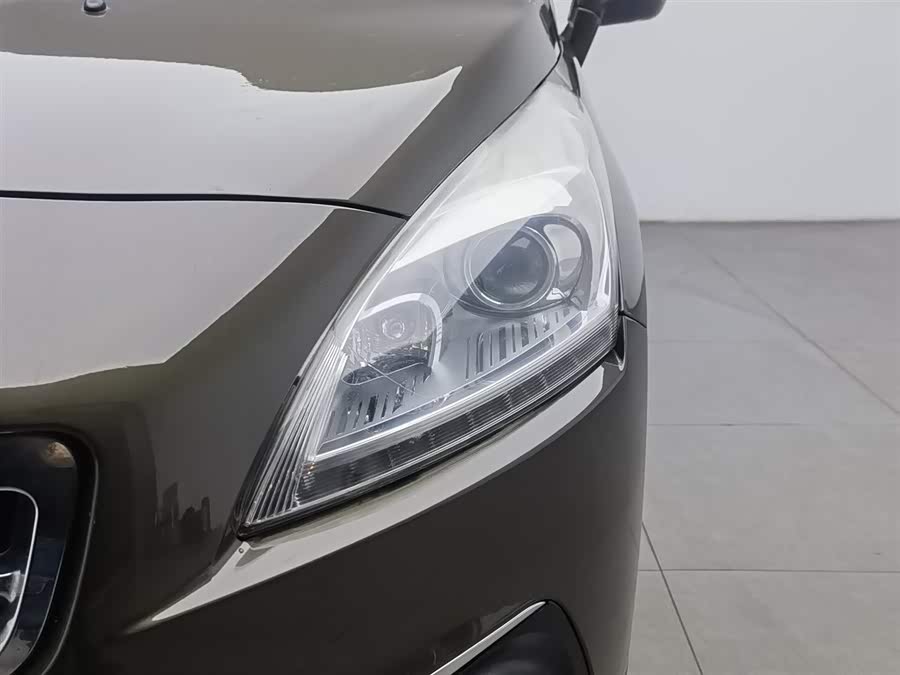 Peugeot 3008 2012 صورة سيارة #8