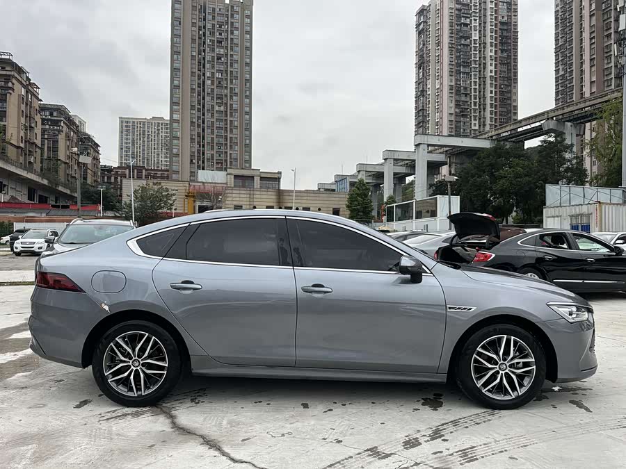 BYD 2022 car image #8