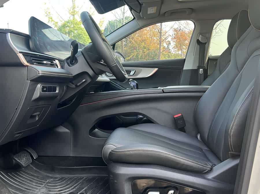 Chery Omoda 2022 car image #8