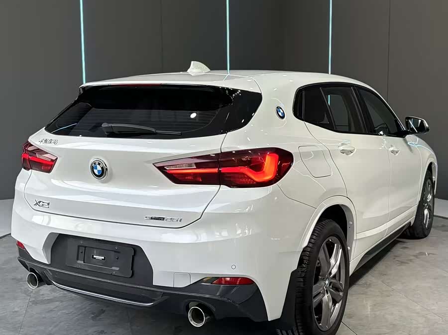 BMW X2 2022 #8 BMW X2 2022 car image #8