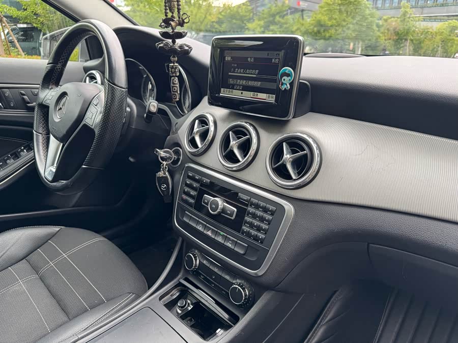 Mercedes-Benz GLA Class (Imported) 2015 car image #8