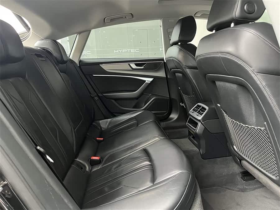 Audi A7 2020 car image #8