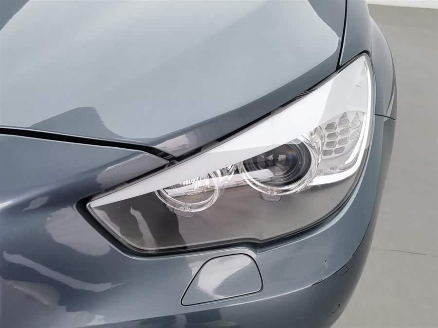 BMW 5 Series GT 2013 immagine di auto #8