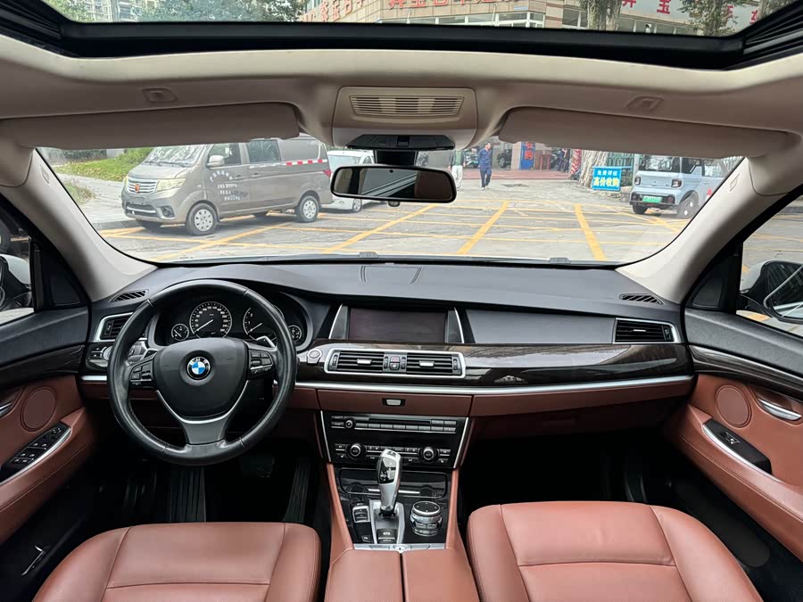 BMW 5 Series GT 2016 #8 BMW 5 Series GT 2016 immagine di auto #8