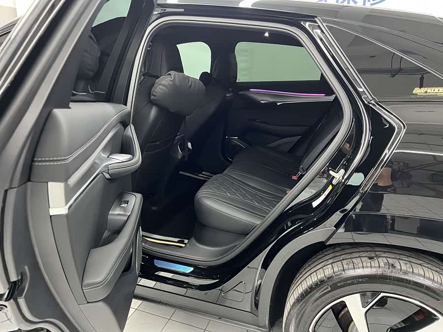 BYD Sea Lion 07 EV 2025 car image #8