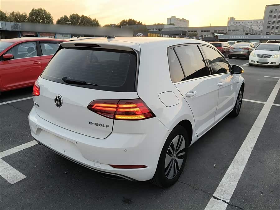 Volkswagen Golf Pure Electric 2020 #8 Volkswagen Golf Pure Electric 2020 image de voiture #8