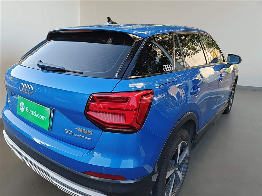Audi Q2L e-tron 2020 #8 Audi Q2L e-tron 2020 صورة سيارة #8