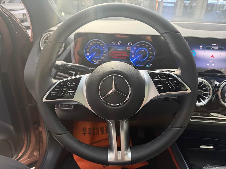 Mercedes-Benz EQA Class 2025 #8 Mercedes-Benz EQA Class 2025 immagine di auto #8