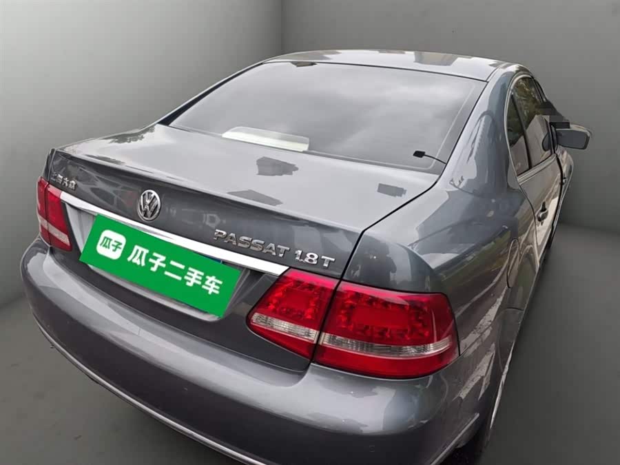 Volkswagen Passat Lingyu 2011 car image #8