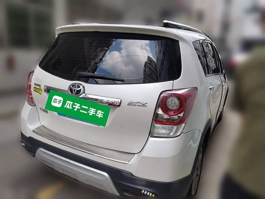 Toyota Reiz 2015 immagine di auto #8