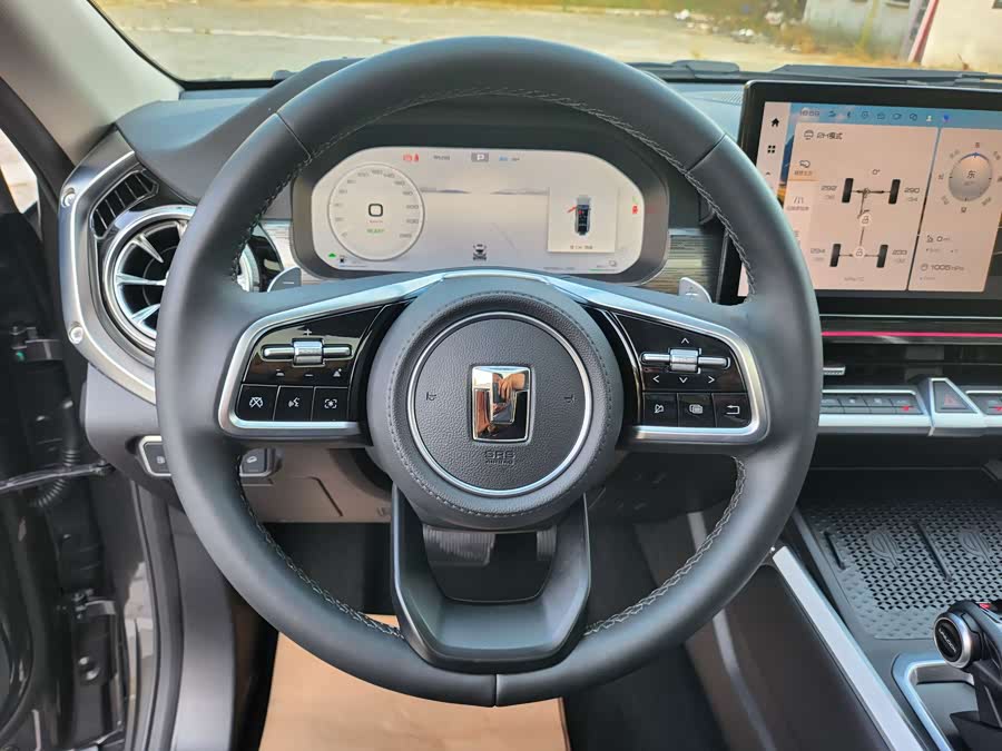 Tank 400 New Energy 2025 #8 Tank 400 New Energy 2025 car image #8