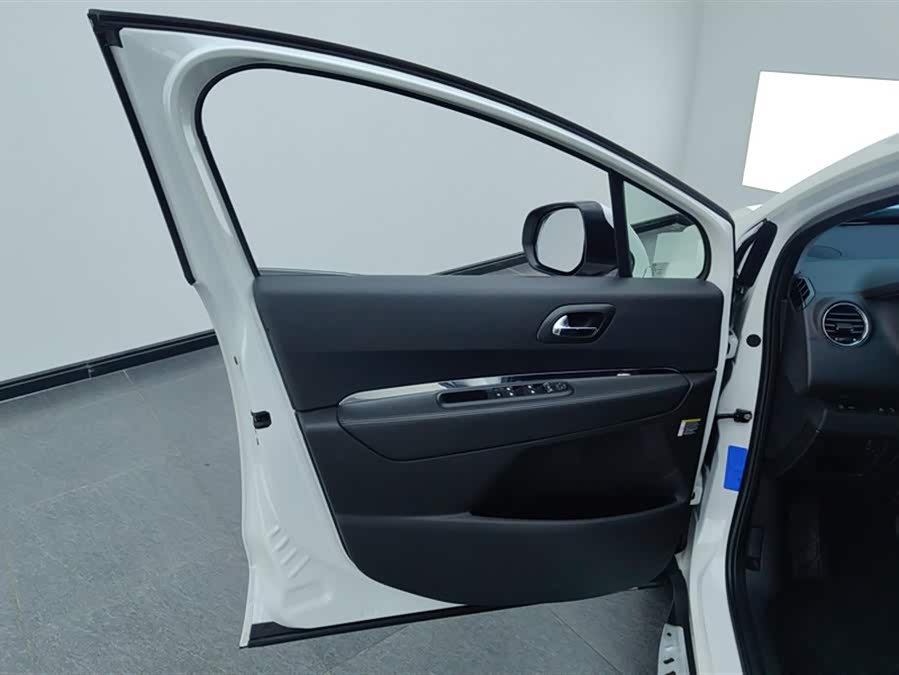 Peugeot 3008 2017 car image #8