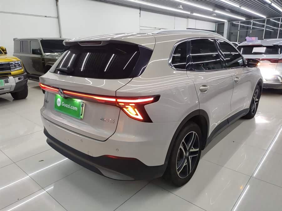 MG ES5 2024 car image #8