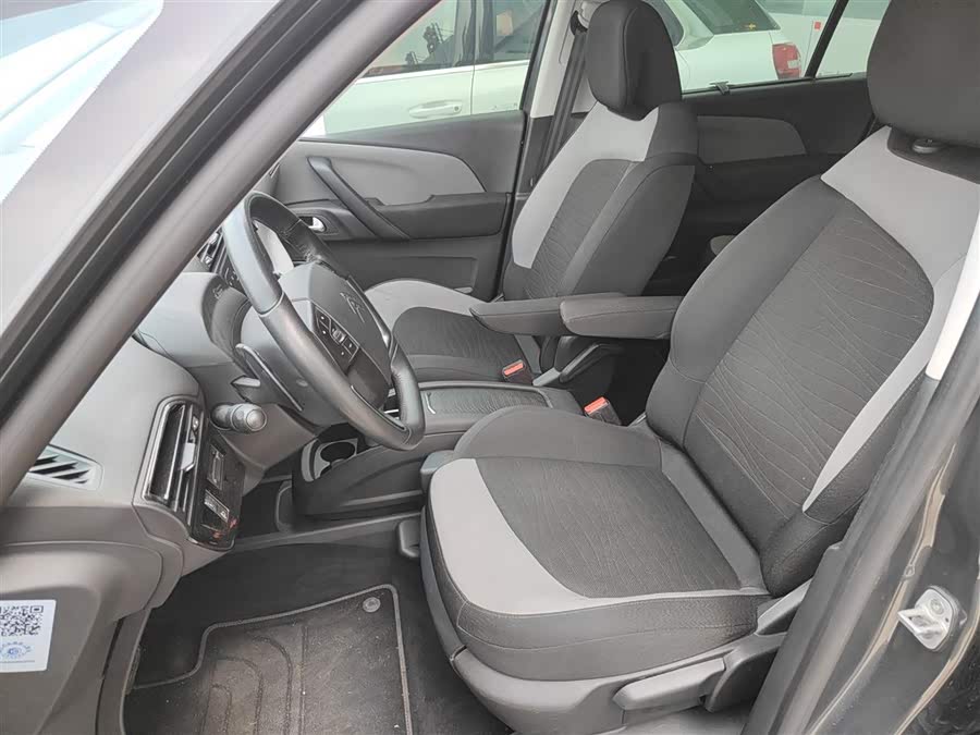 Citroen C4 PICASSO 2017 صورة سيارة #8