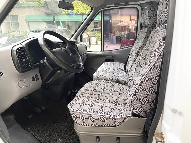 Ford Transit Classic 2015 #8 Ford Transit Classic 2015 car image #8