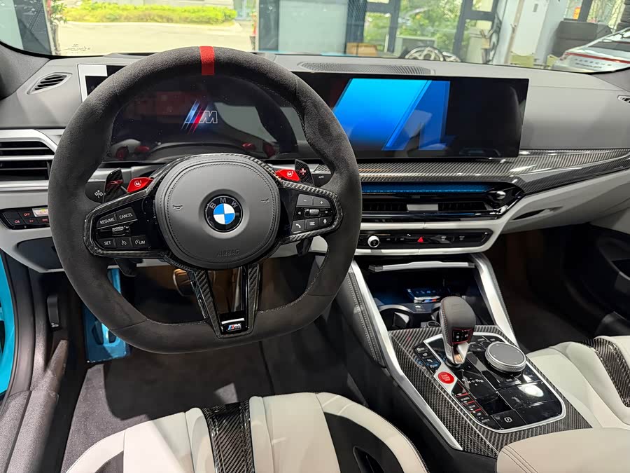 BMW M4 imagem de carro #8