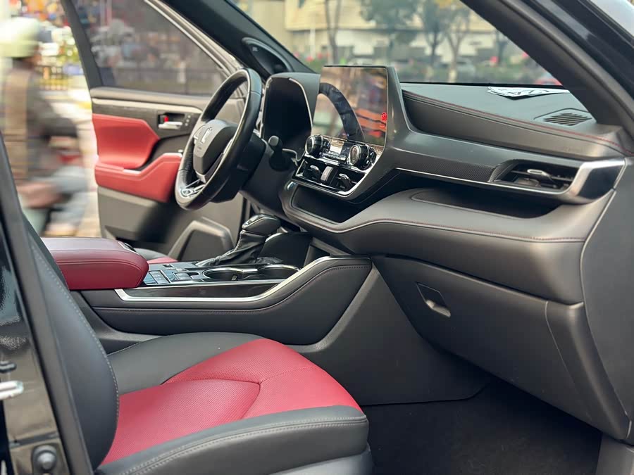 Toyota Crown Kluger 2022 car image #8