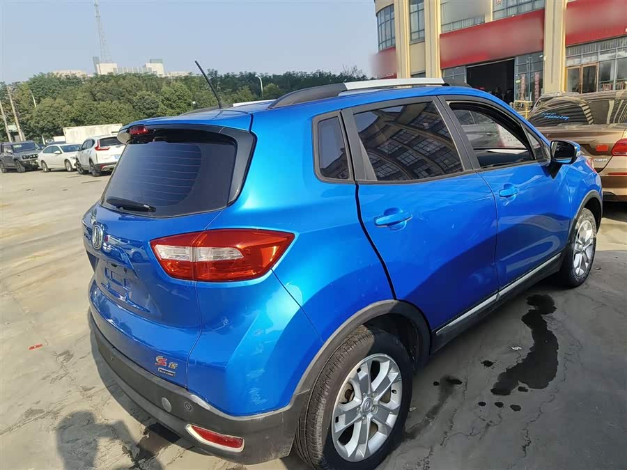 Changan CS15 2017 #8 Changan CS15 2017 car image #8