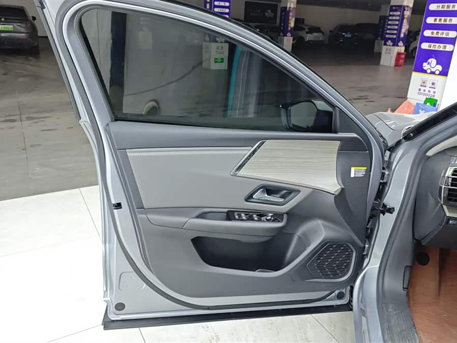 Citroen C5 X 2022 car image #8