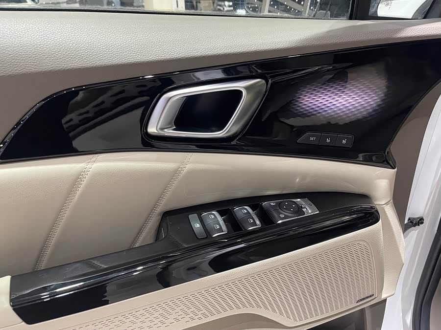 Kia Carnival 2021 image de voiture #8