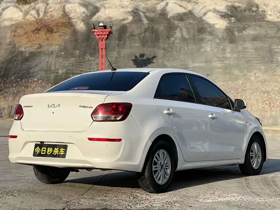 Kia Pegas 2021 صورة سيارة #8