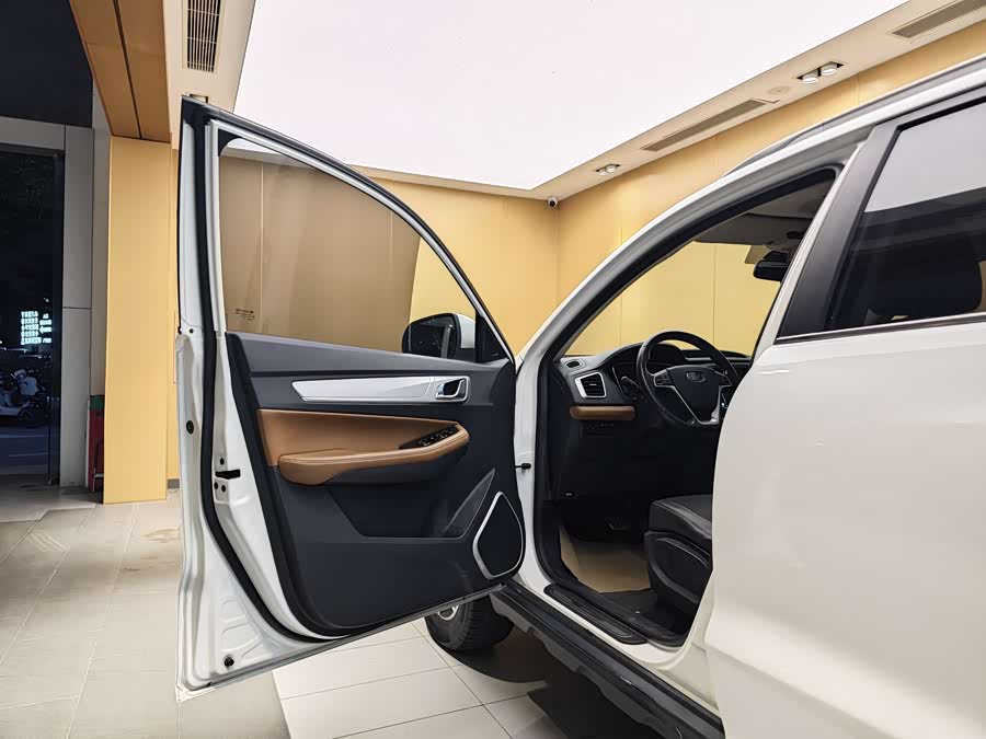 GEELY Vision X6 2019 imagen de coche #8