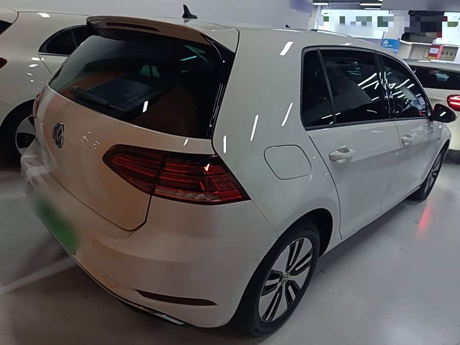 Volkswagen Golf New Energy (Imported) 2020 صورة سيارة #8