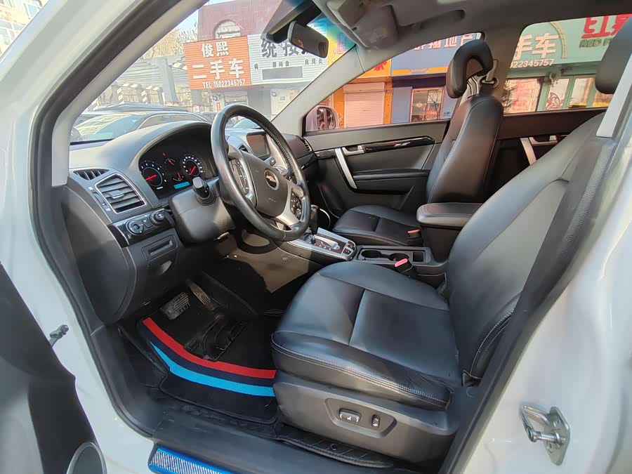 Chevrolet Captiva 2013 car image #8