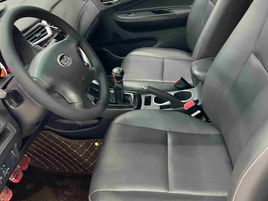 BYD F3 2020 car image #8