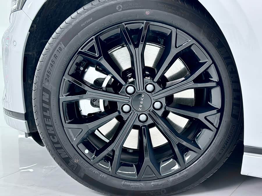 极氪 极氪007GT 2025 汽车图片 #8