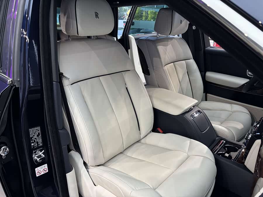 劳斯莱斯 幻影 2020 汽车图片 #8