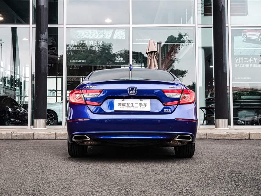 Honda Accord 2019 car image #8