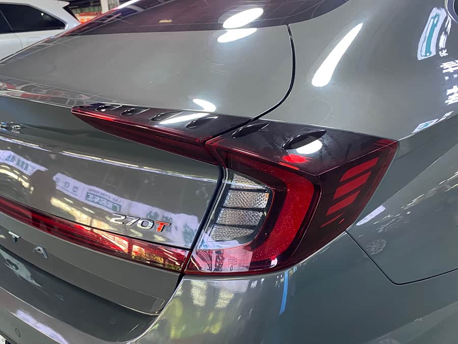 Hyundai Sonata 2022 car image #8