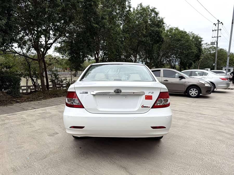 BYD F3 2014 #8 BYD F3 2014 car image #8