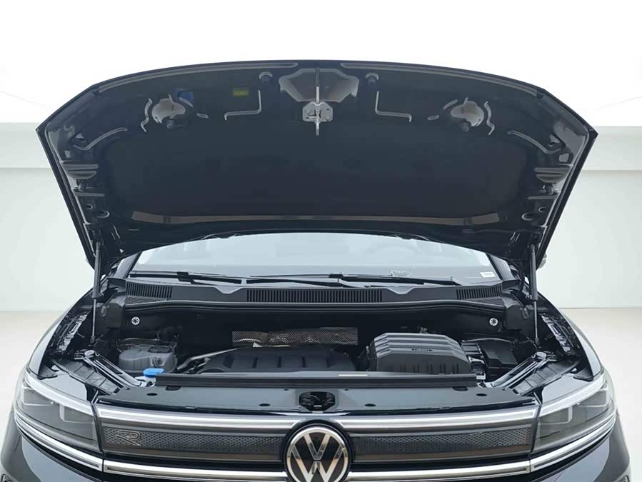 Volkswagen Talagon 2025 car image #8