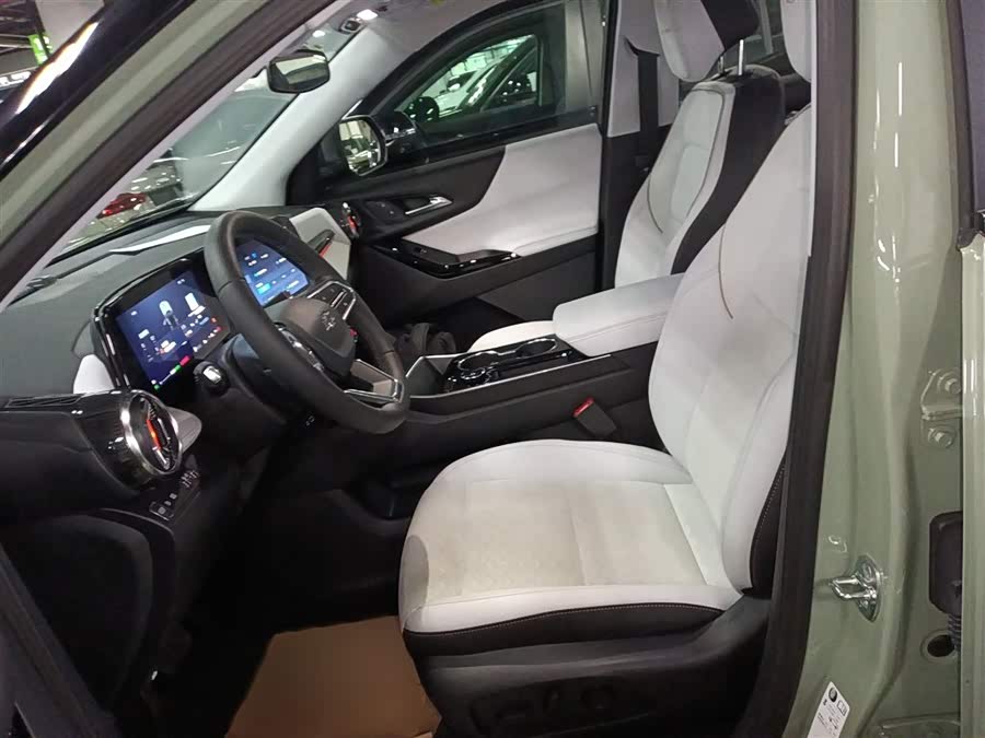 Chevrolet Equinox Plus 2025 #8 Chevrolet Equinox Plus 2025 car image #8