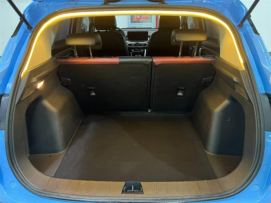 GEELY Coolray 2021 car image #8