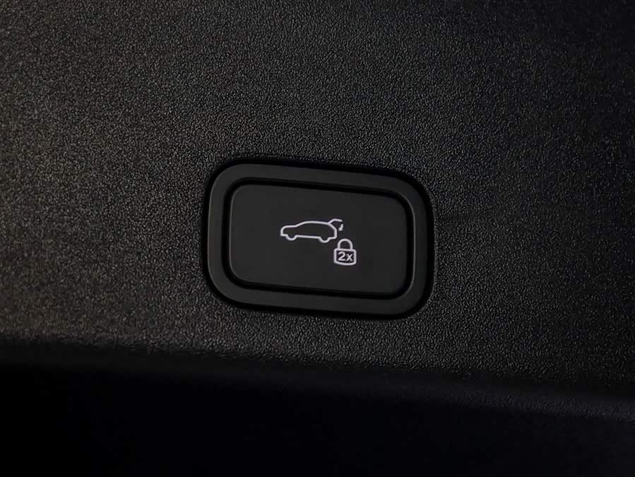 理想汽车 理想i6 2025 汽车图片 #8