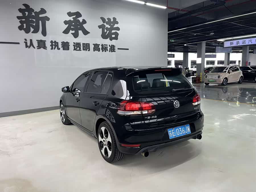 Volkswagen GolfGTI 2012 car image #8