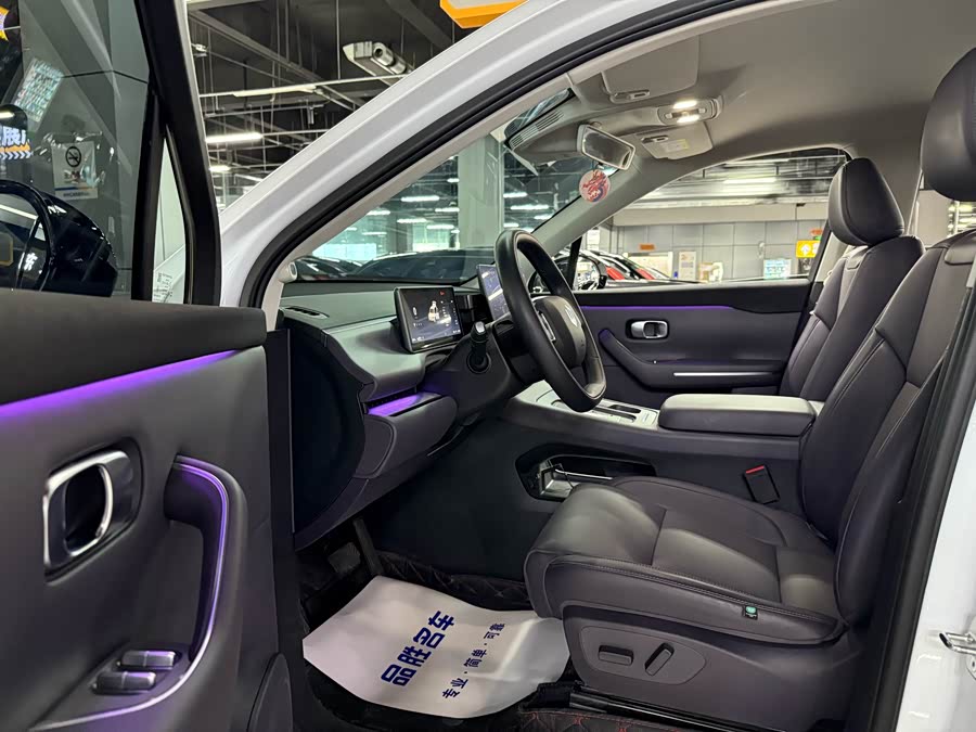 零跑汽车 零跑C10 2025 汽车图片 #8