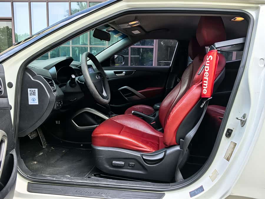 Hyundai Veloster 2016 #8 Hyundai Veloster 2016 car image #8