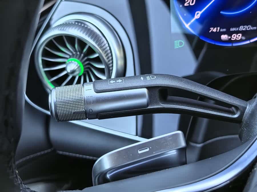 Mercedes-Benz EQS Class 2023 car image #8