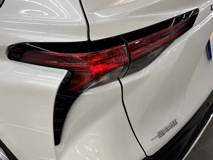 Toyota Granvia 2024 #8 Toyota Granvia 2024 immagine di auto #8