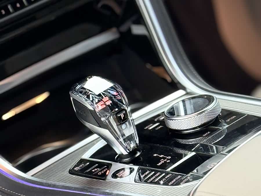 BMW 8 Series 2023 #8 BMW 8 Series 2023 car image #8